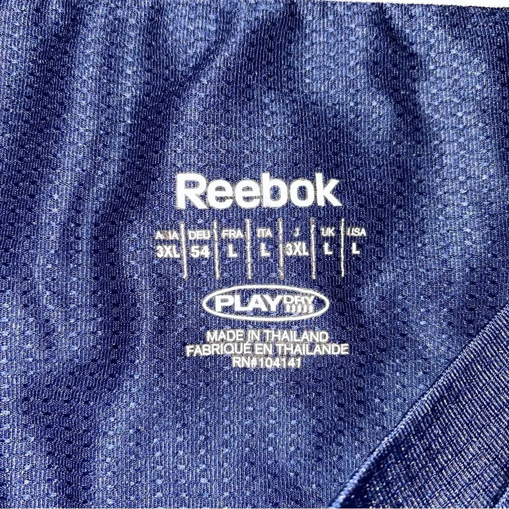 Reebok Men's Navy Blue Tee Shirt Logo Casual Outdoors Lightweight Comfort Size L - Picture 3 of 4